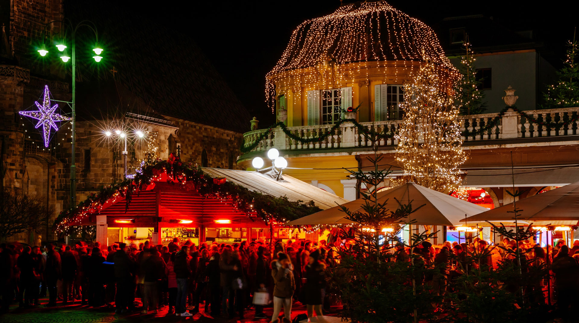 https://cloud9travel.ie/wp-content/uploads/christmas-markets-cloud9-travel.jpg
